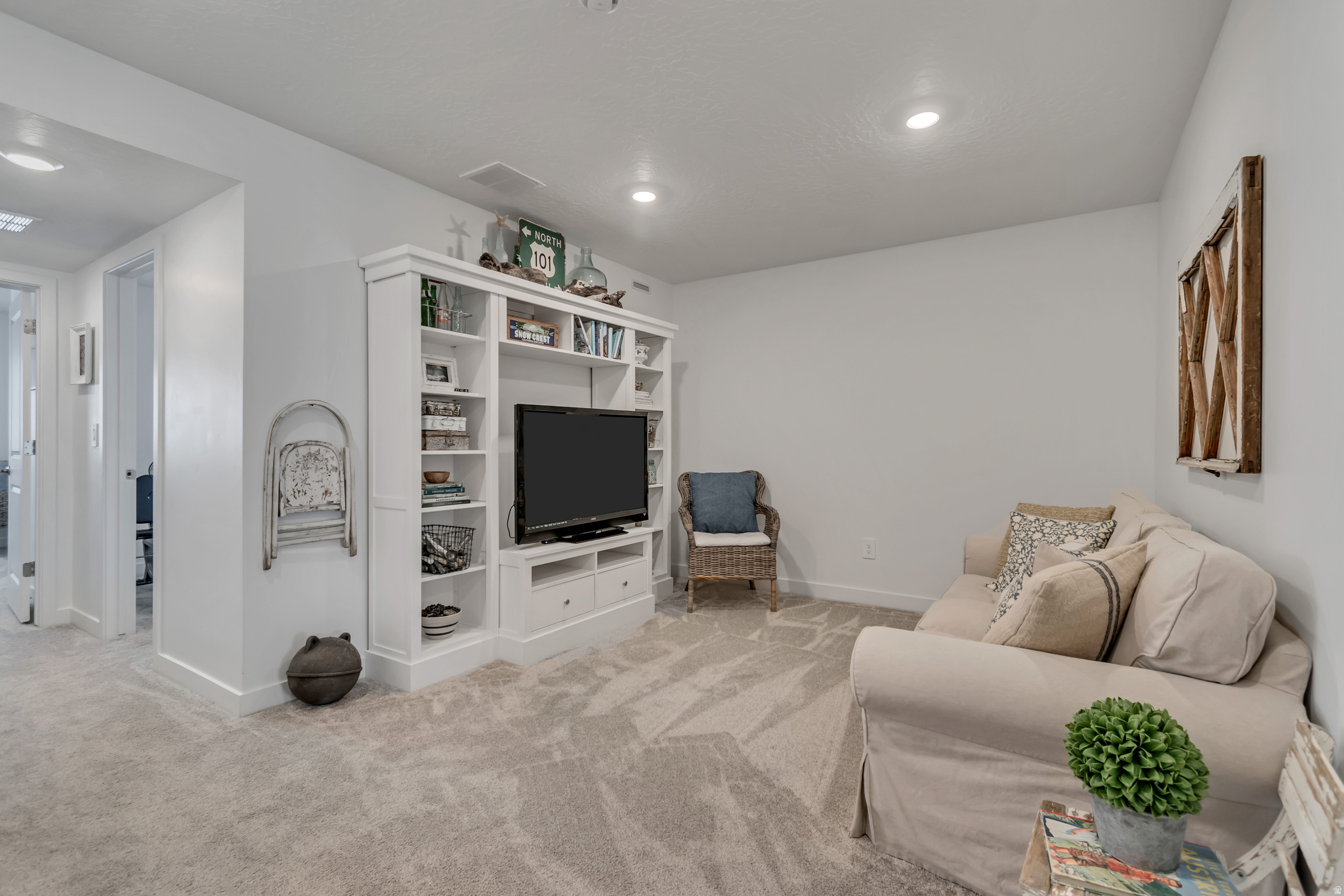 RIDGEVIEW - Residential