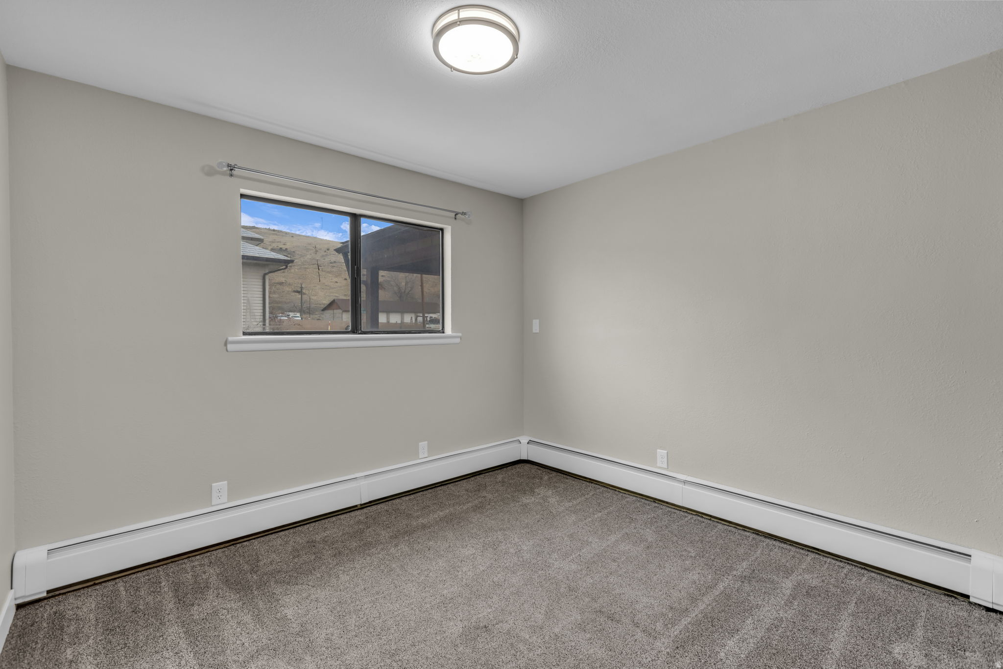 NORTH SUMMIT - Residential