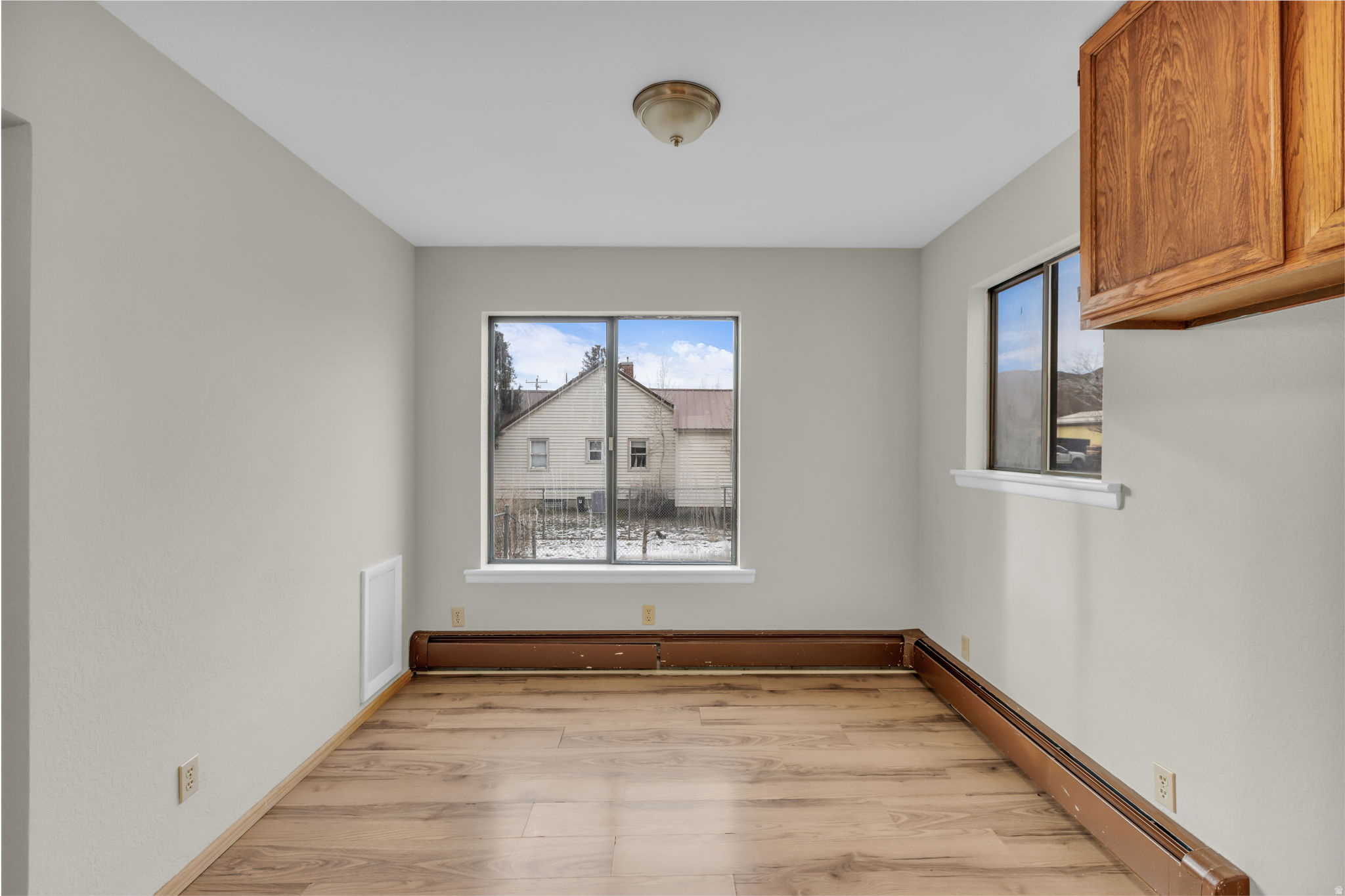 NORTH SUMMIT - Residential