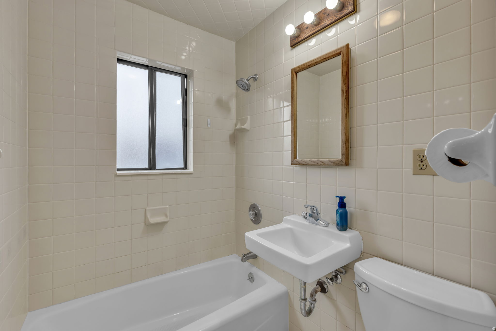 NORTH SUMMIT - Residential