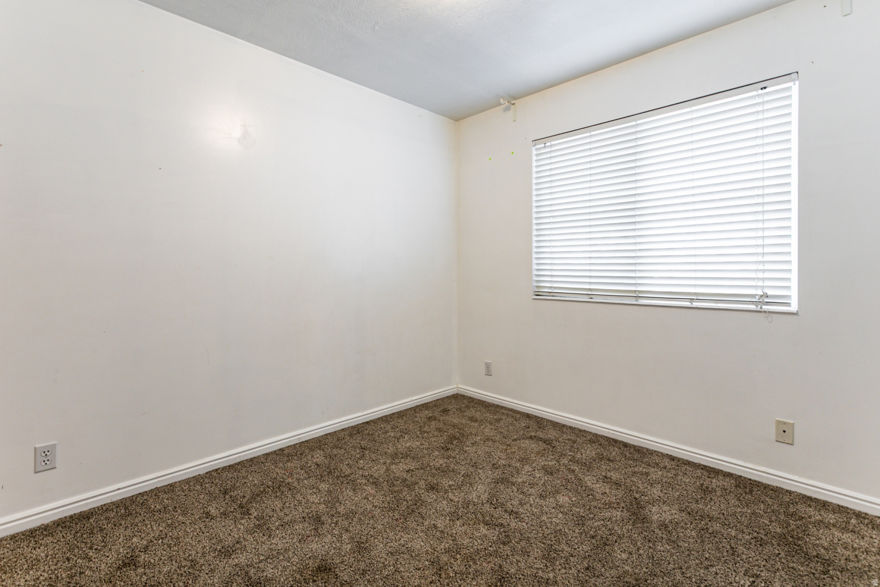 PEREGRINE POINTE - Residential