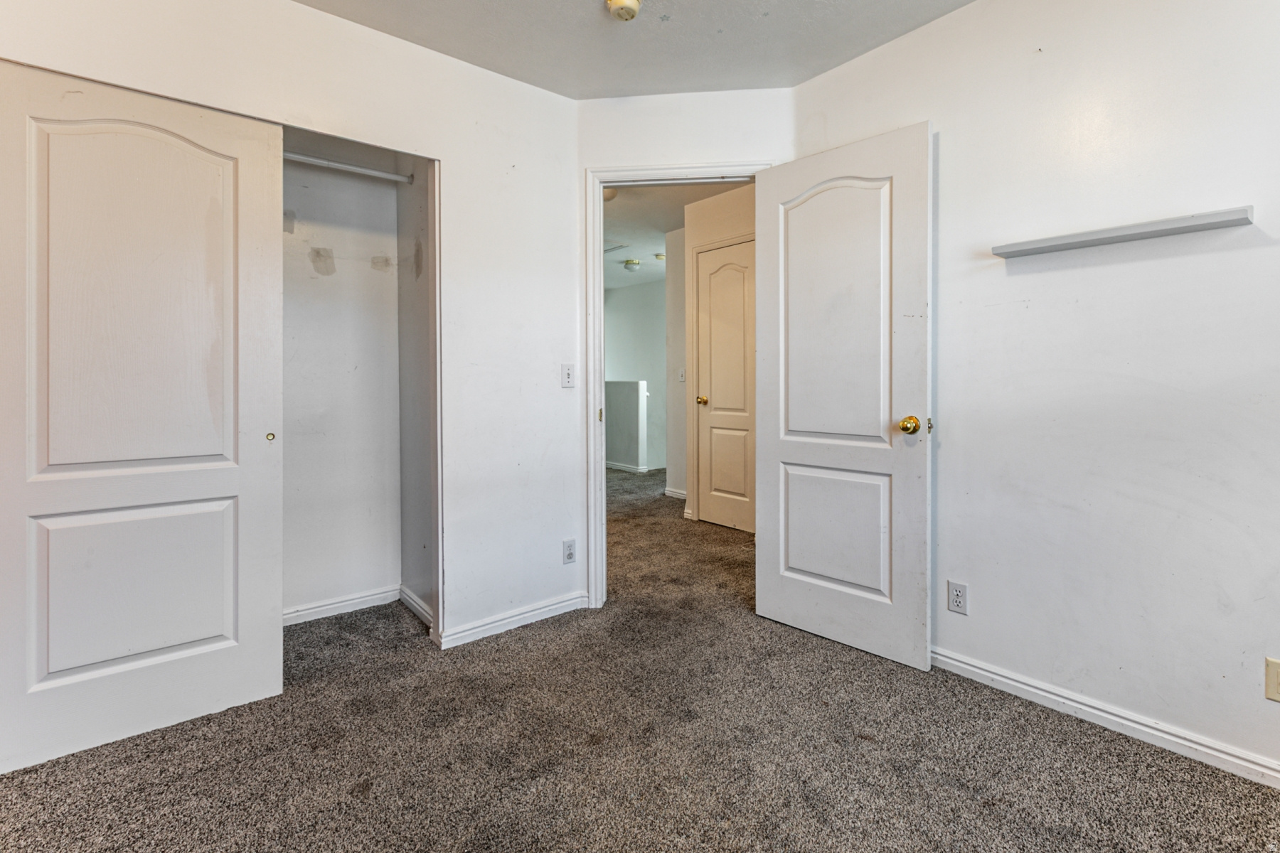 PEREGRINE POINTE - Residential