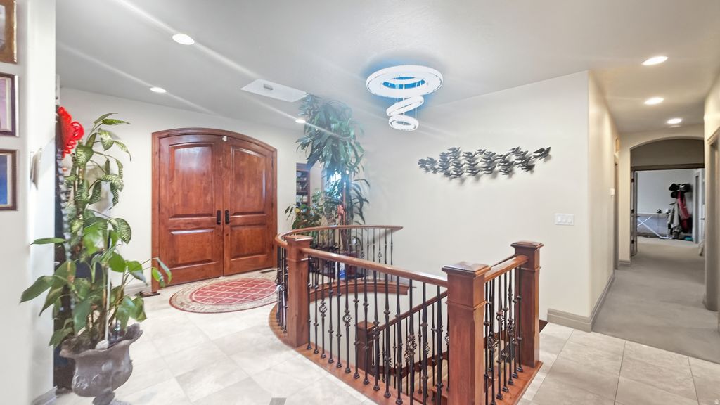 Photo of 6623 S HIDDEN CV, Cottonwood Heights, UT 84121 (MLS # 2136423)