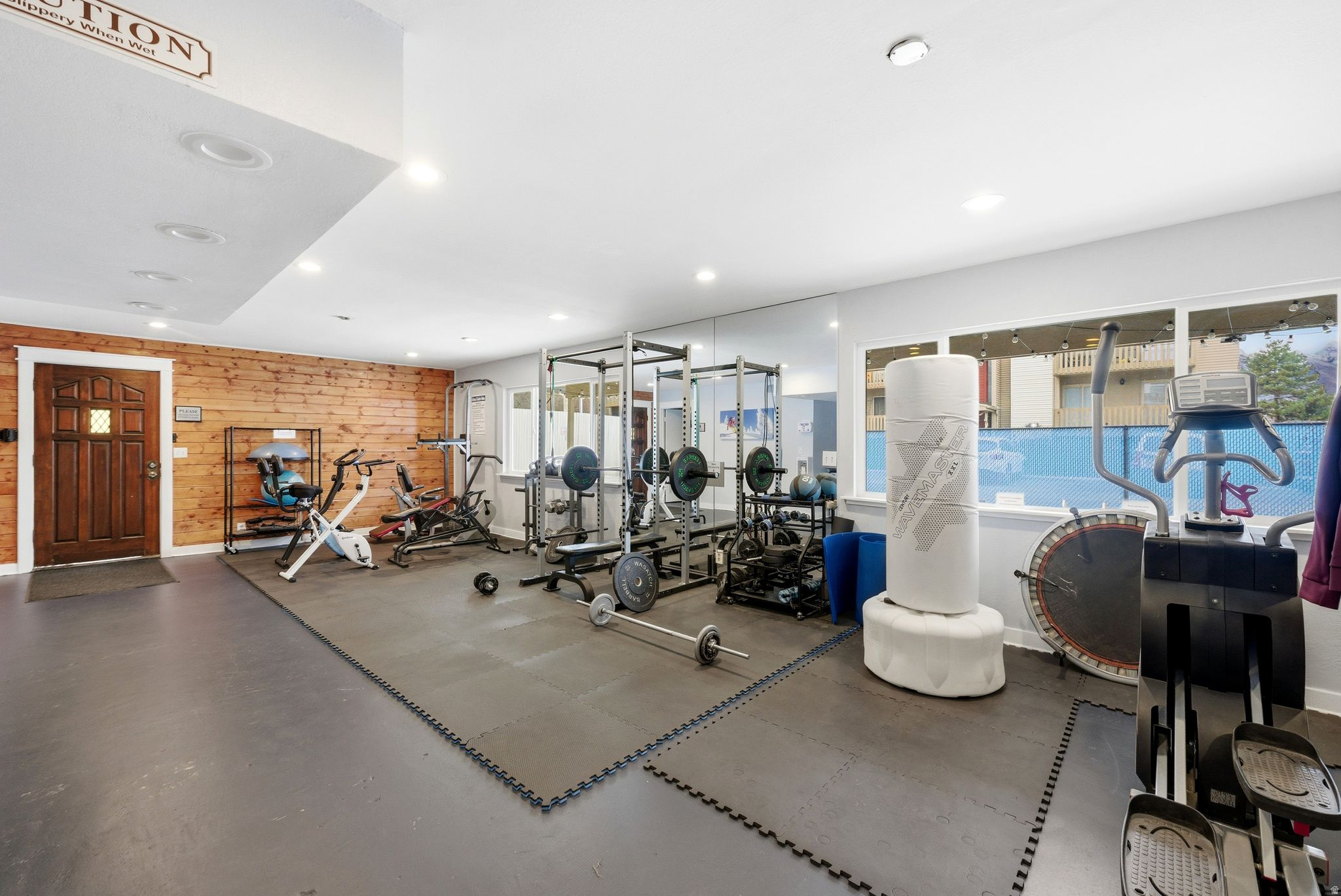 AIX LA CHAPE - Residential