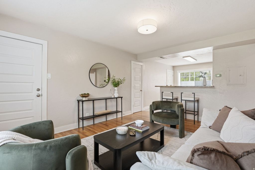 Photo of 808 E 300 S #29, Salt Lake City, UT 84102 (MLS # 2136742)