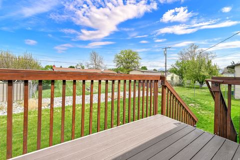Tiny photo for 1890 W 2400 S, Syracuse, UT 84075 (MLS # 2154305)