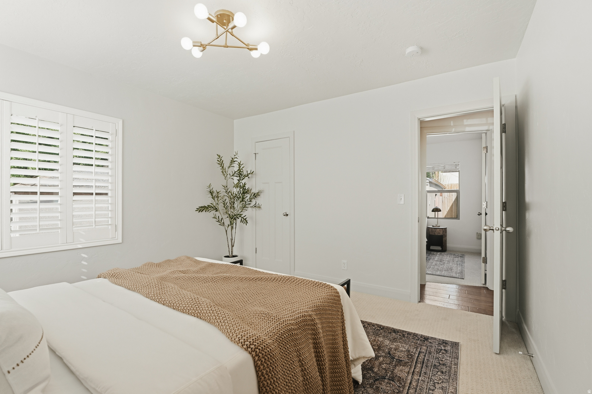 COUNTRY CLUB HEIGHTS - Residential