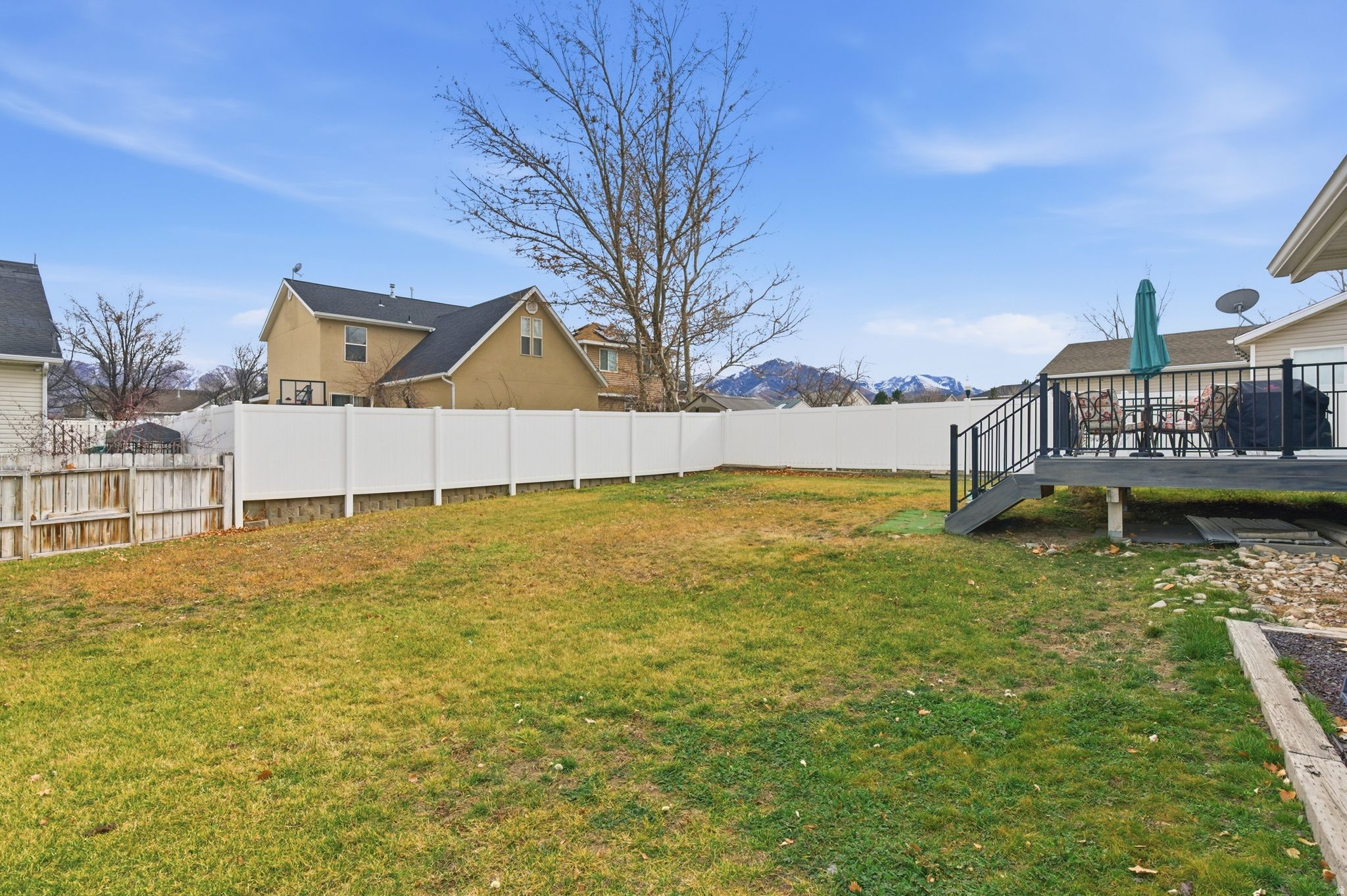 OVERLAKE - Residential