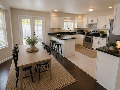Tiny photo for 1682 E SUNRISE MEADOW DR, Sandy, UT 84093 (MLS # 2158858)