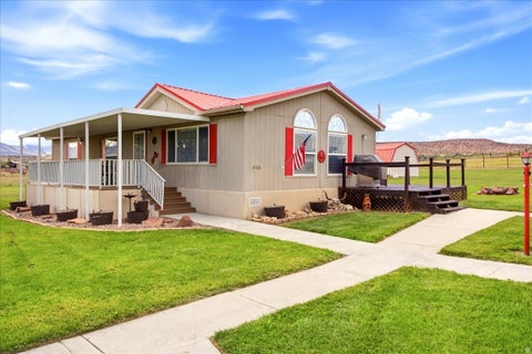Photo of 520 S MEADOW VIEW DR, Manila, UT 84046 (MLS # 2185010)