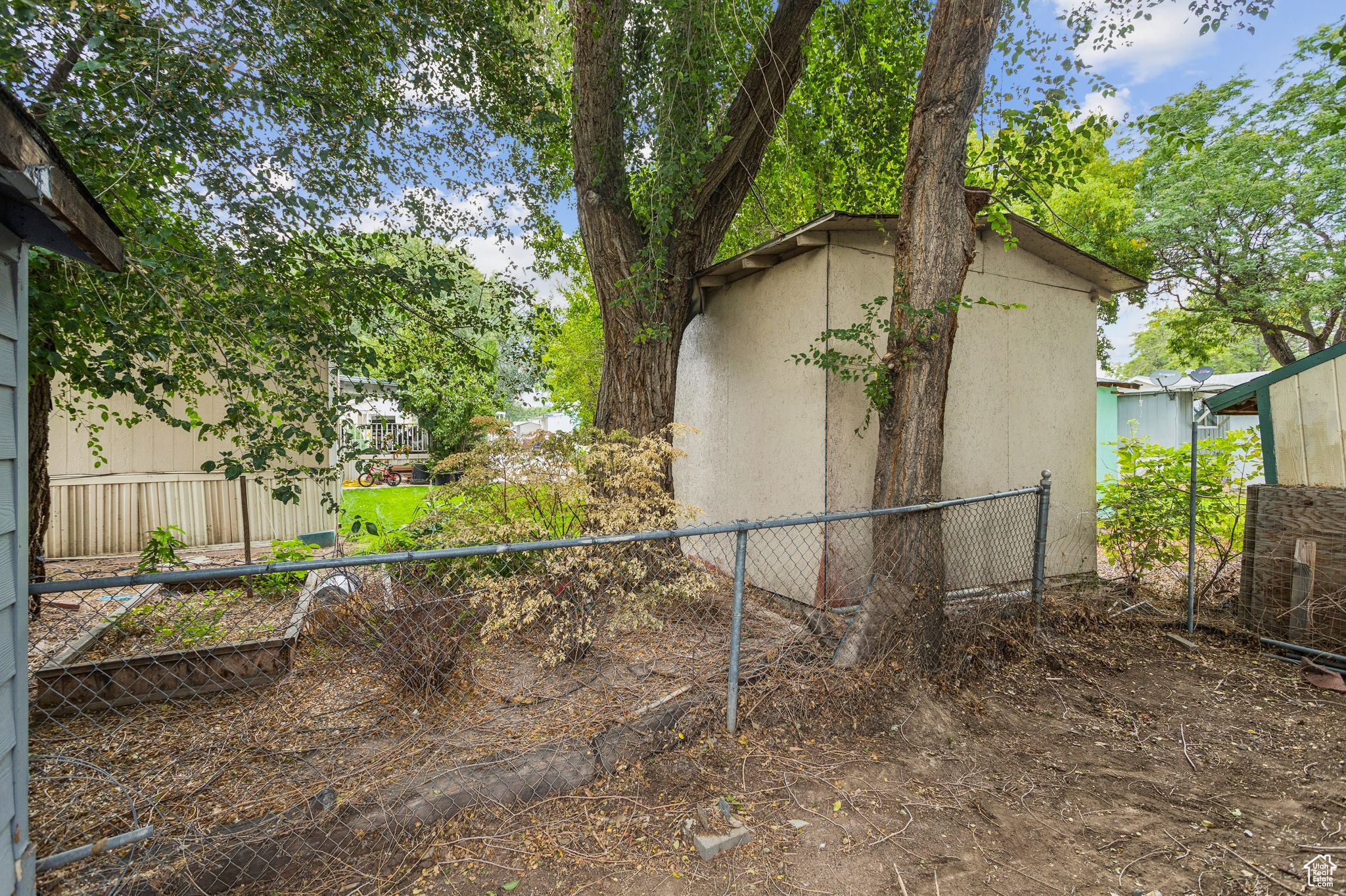 RADIUS CURVE - Residential