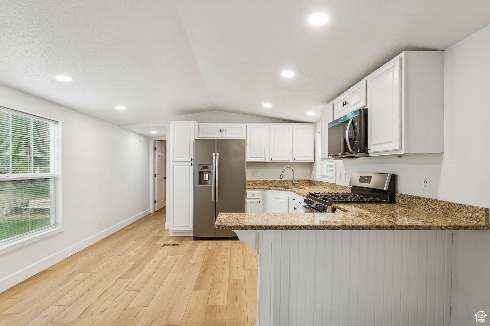 RADIUS CURVE - Residential