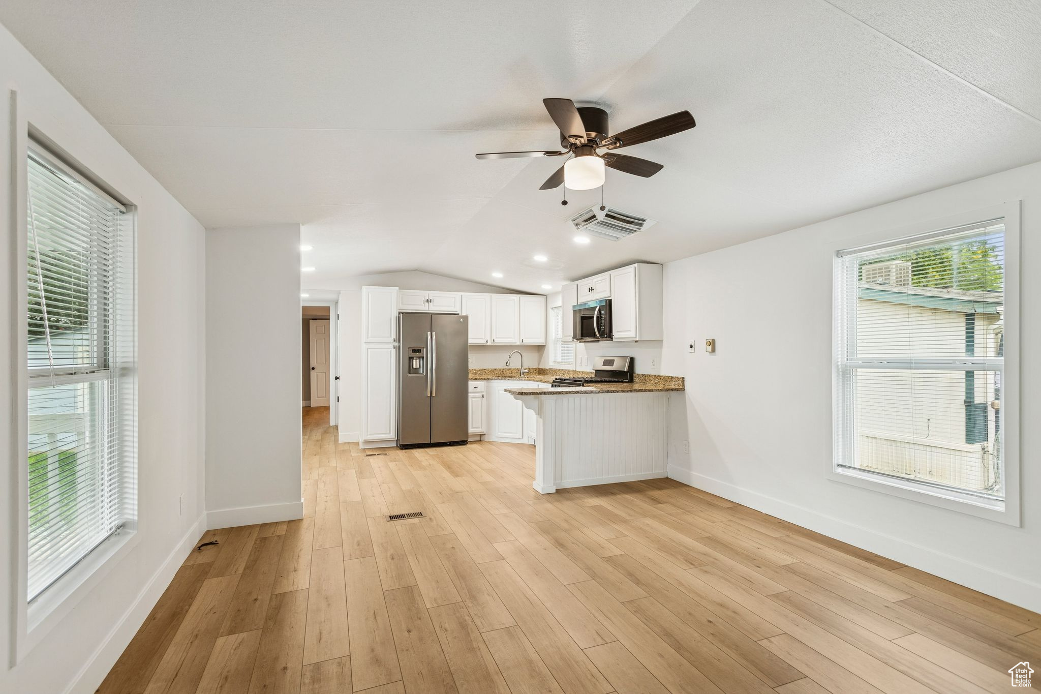 RADIUS CURVE - Residential