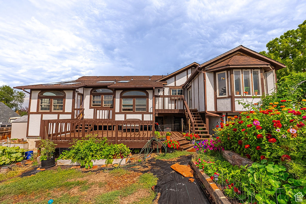 CRESVIEW PARK - Residential