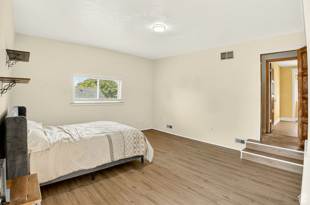 CRESVIEW PARK - Residential