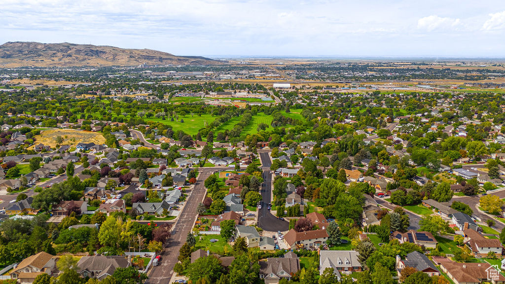 CRESVIEW PARK - Residential