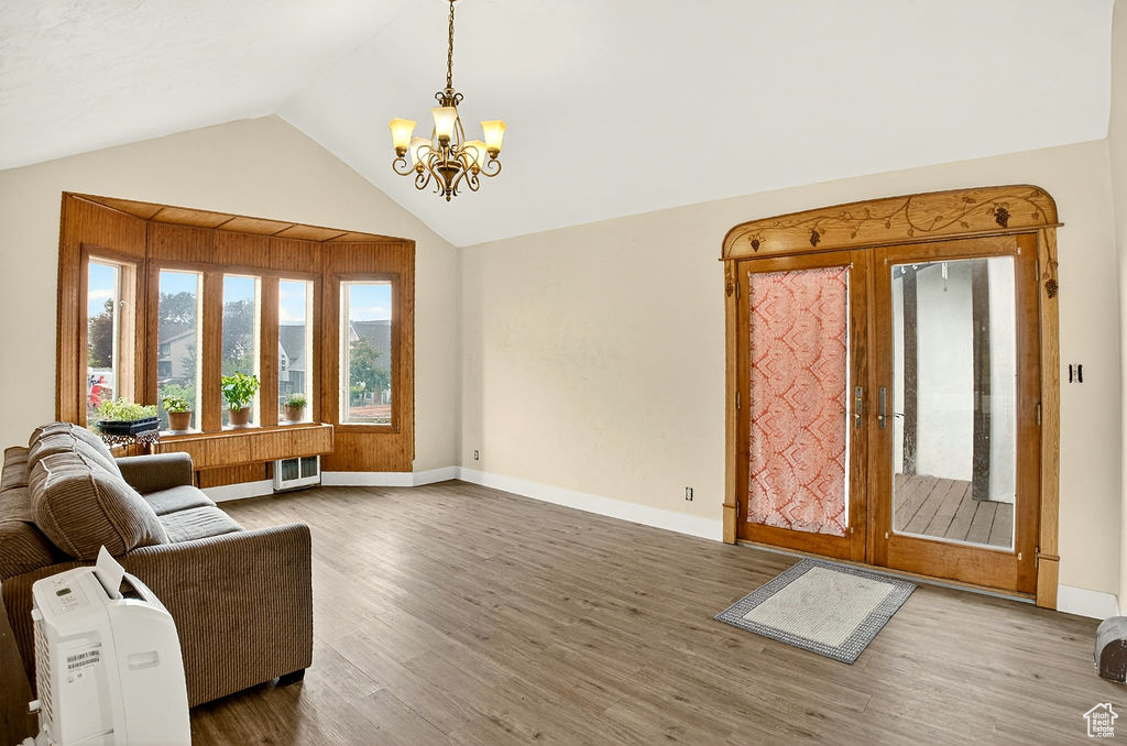 CRESVIEW PARK - Residential