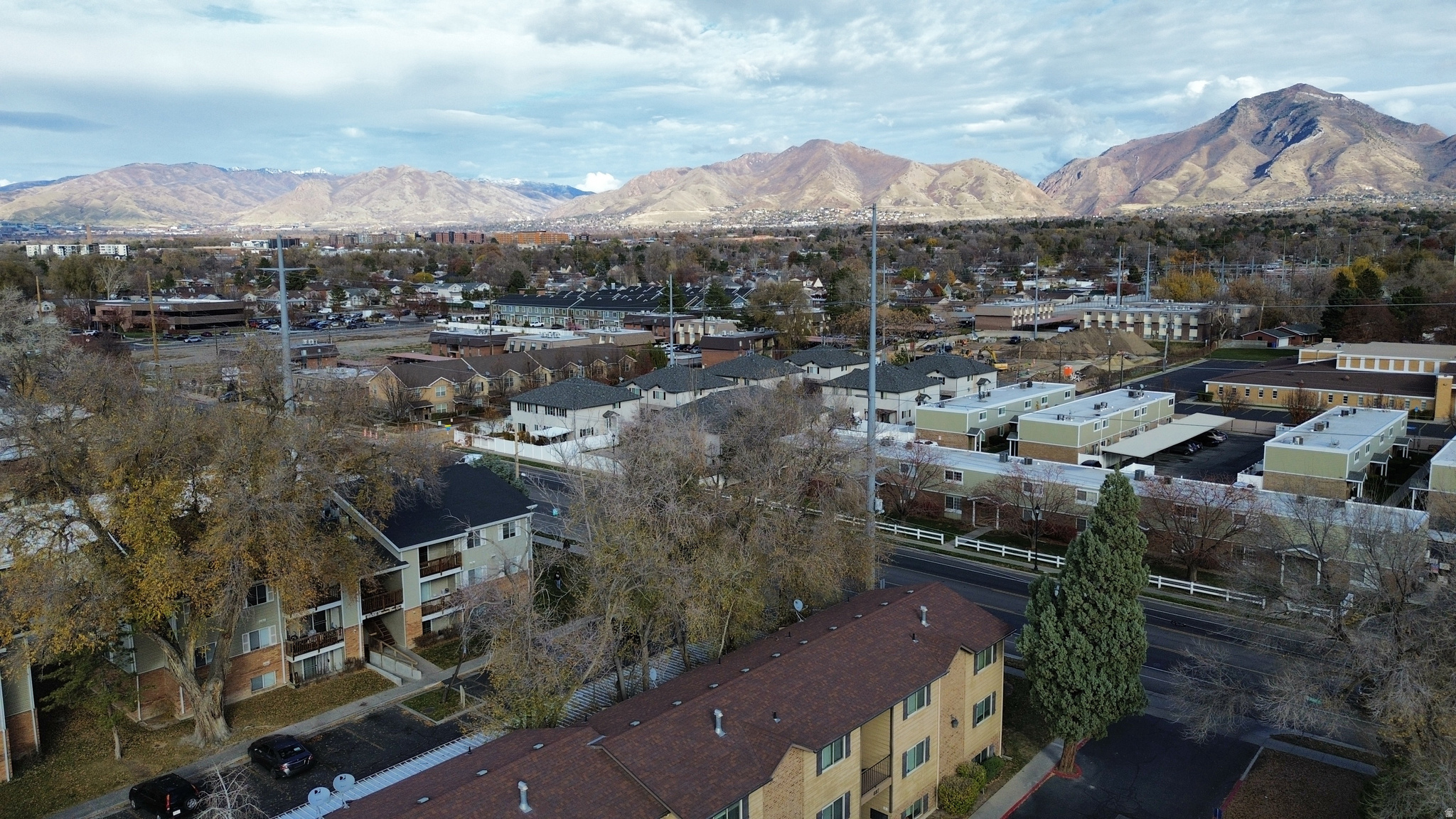 ARNECIA GARDENS CONDO - Residential