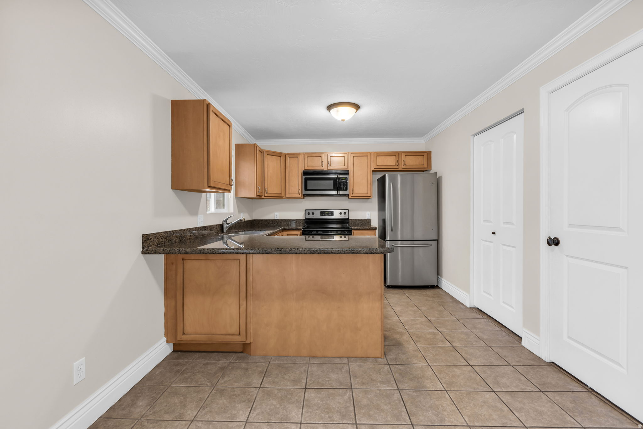 ARNECIA GARDENS CONDO - Residential