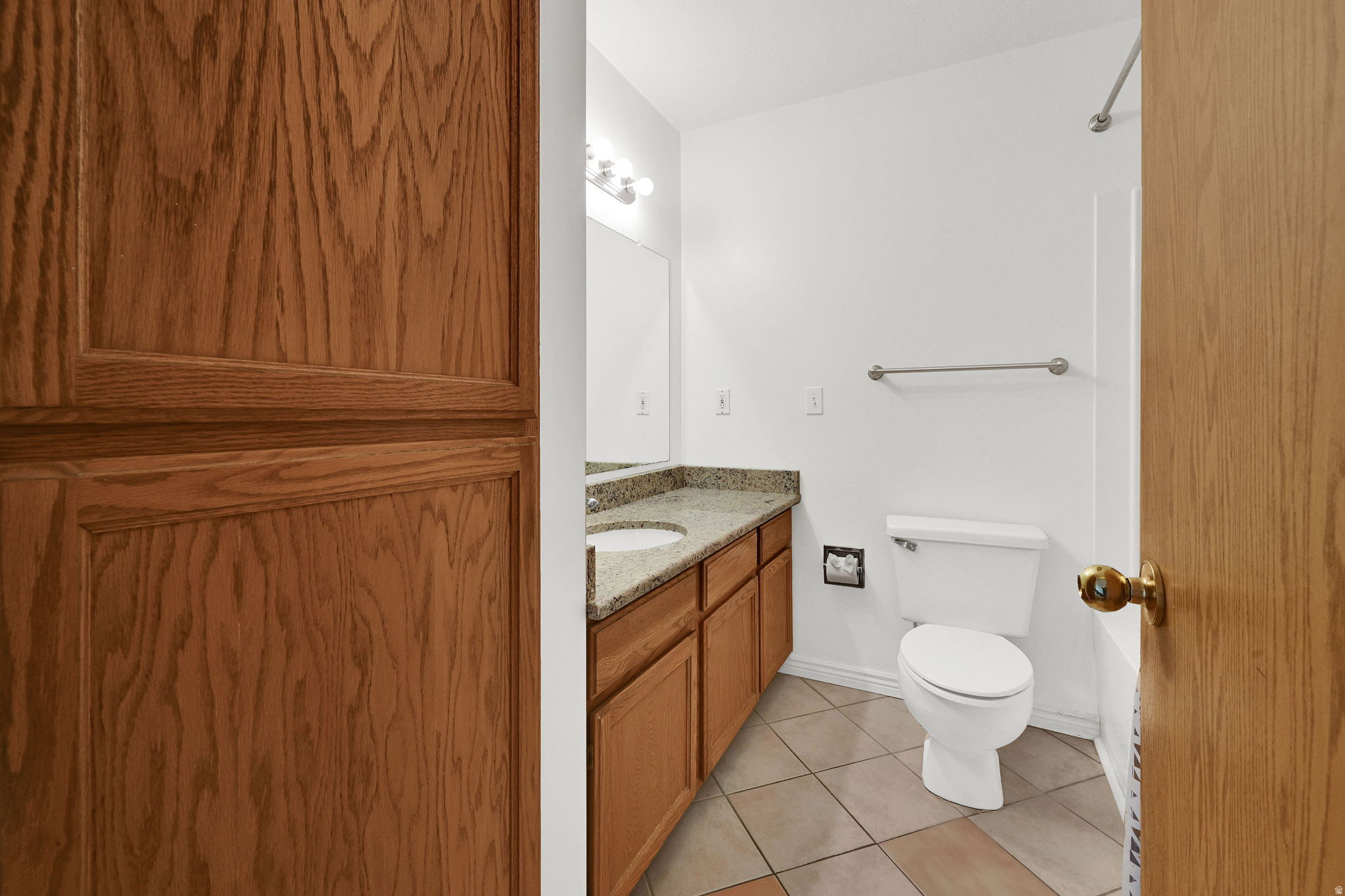 REDWOOD VILL - Residential