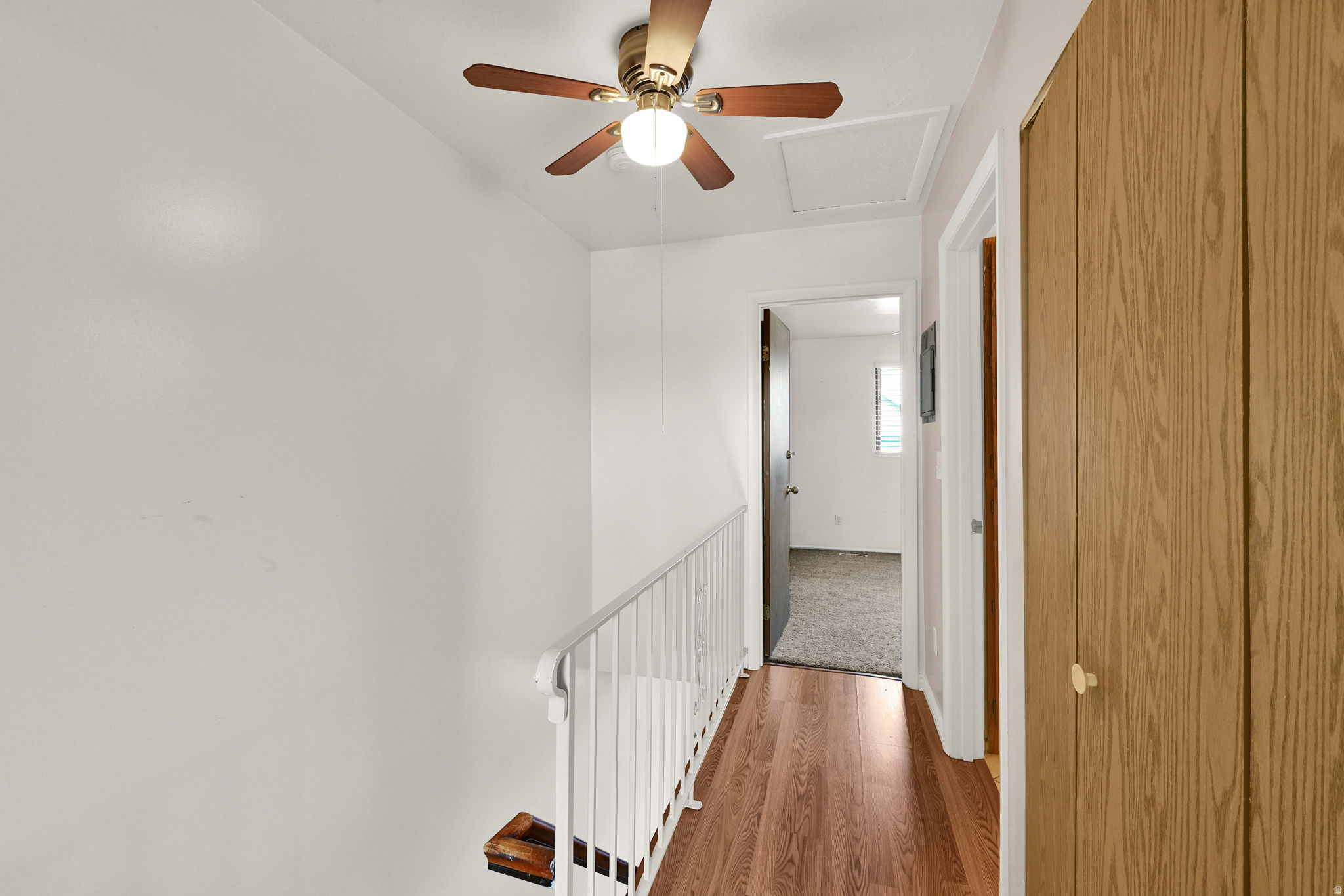 REDWOOD VILL - Residential