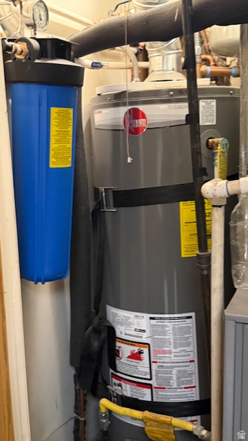 REDWOOD VILL - Residential