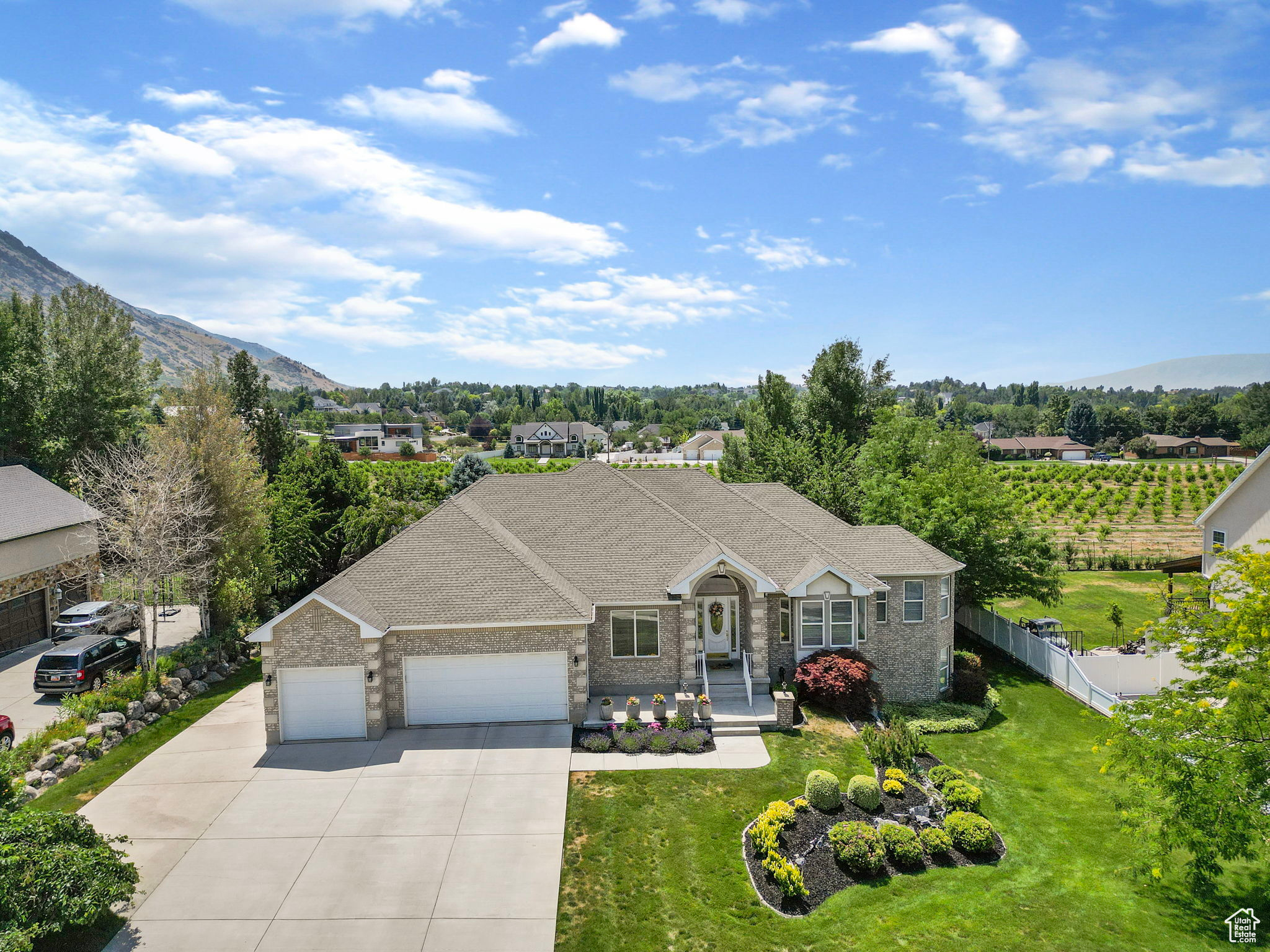 828 E Canterbury Ln, Alpine, Utah image 3