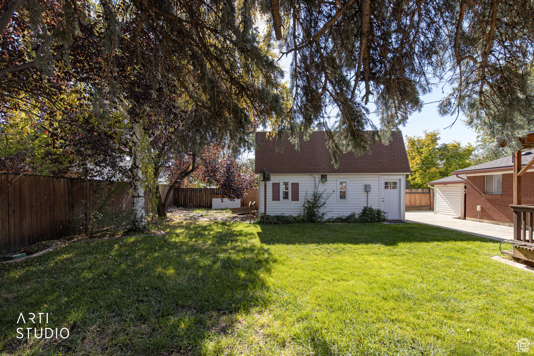 MARILYN ACRES - Residential