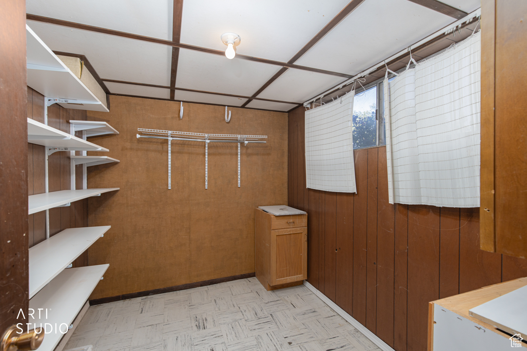 MARILYN ACRES - Residential