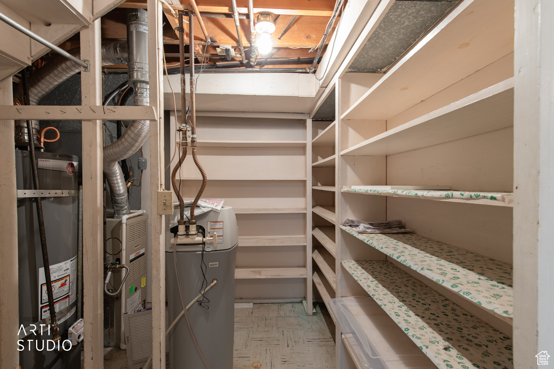 MARILYN ACRES - Residential