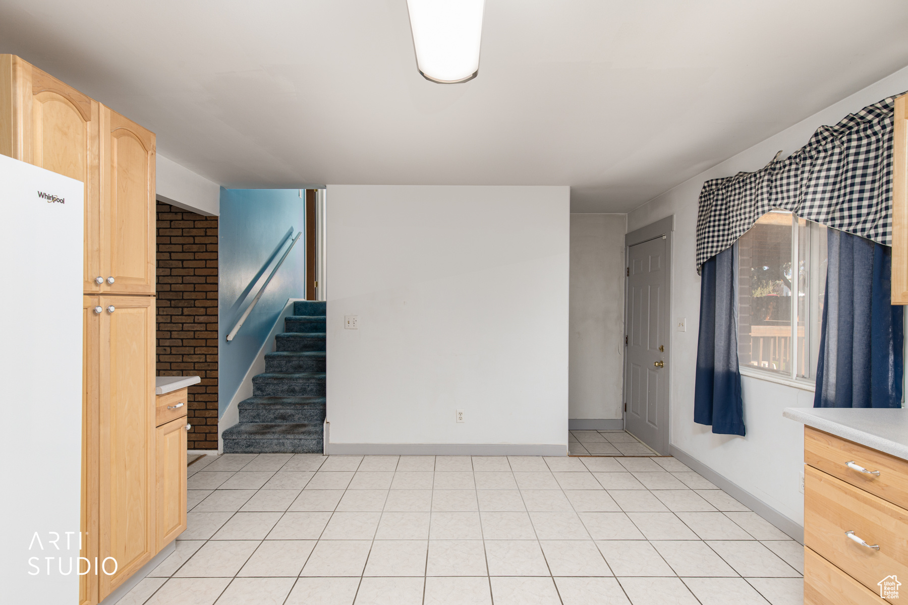 MARILYN ACRES - Residential