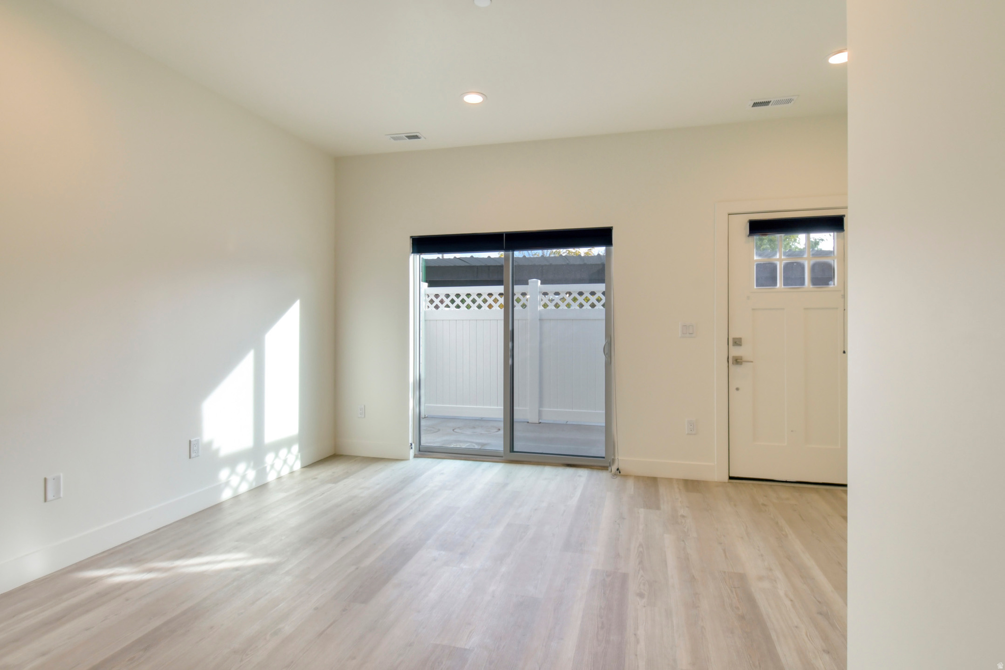 CAPRI PARK - Residential