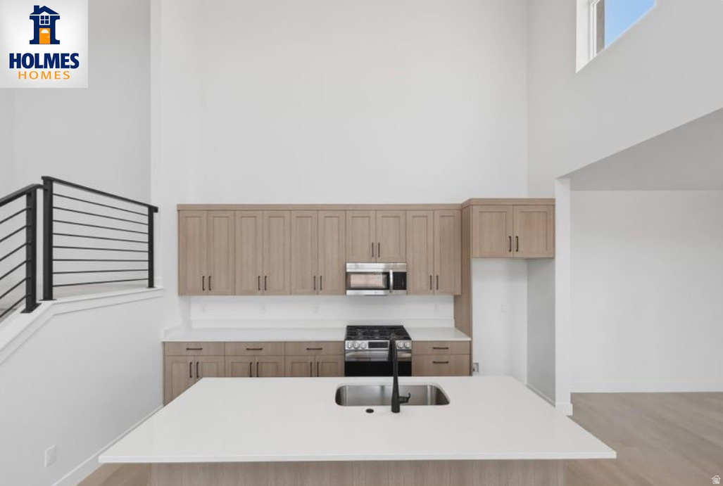 IRONWOOD FLATS - Residential