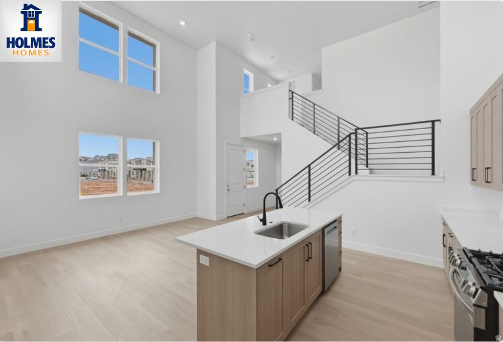 IRONWOOD FLATS - Residential