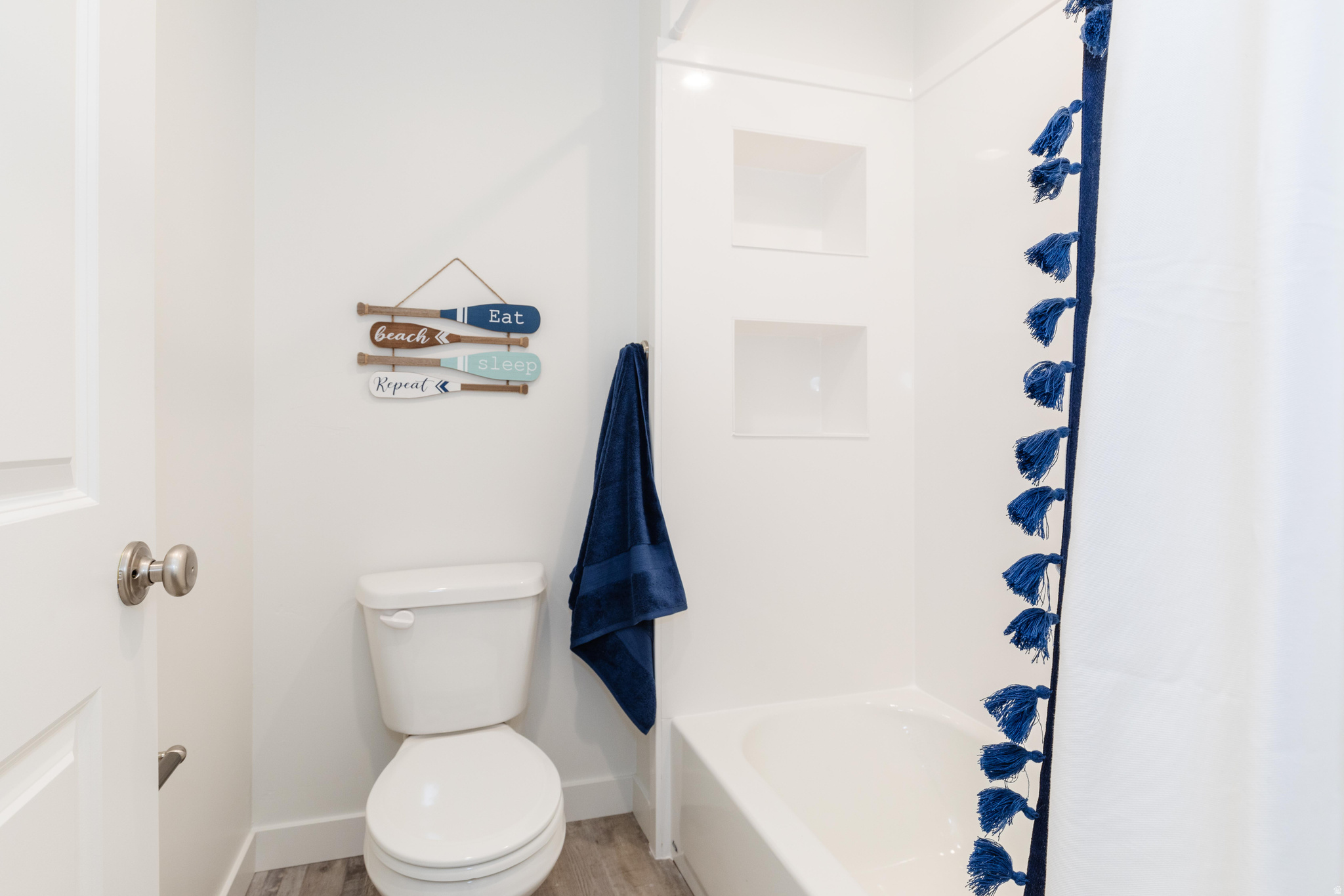 PARADISE PARKWAY - Residential