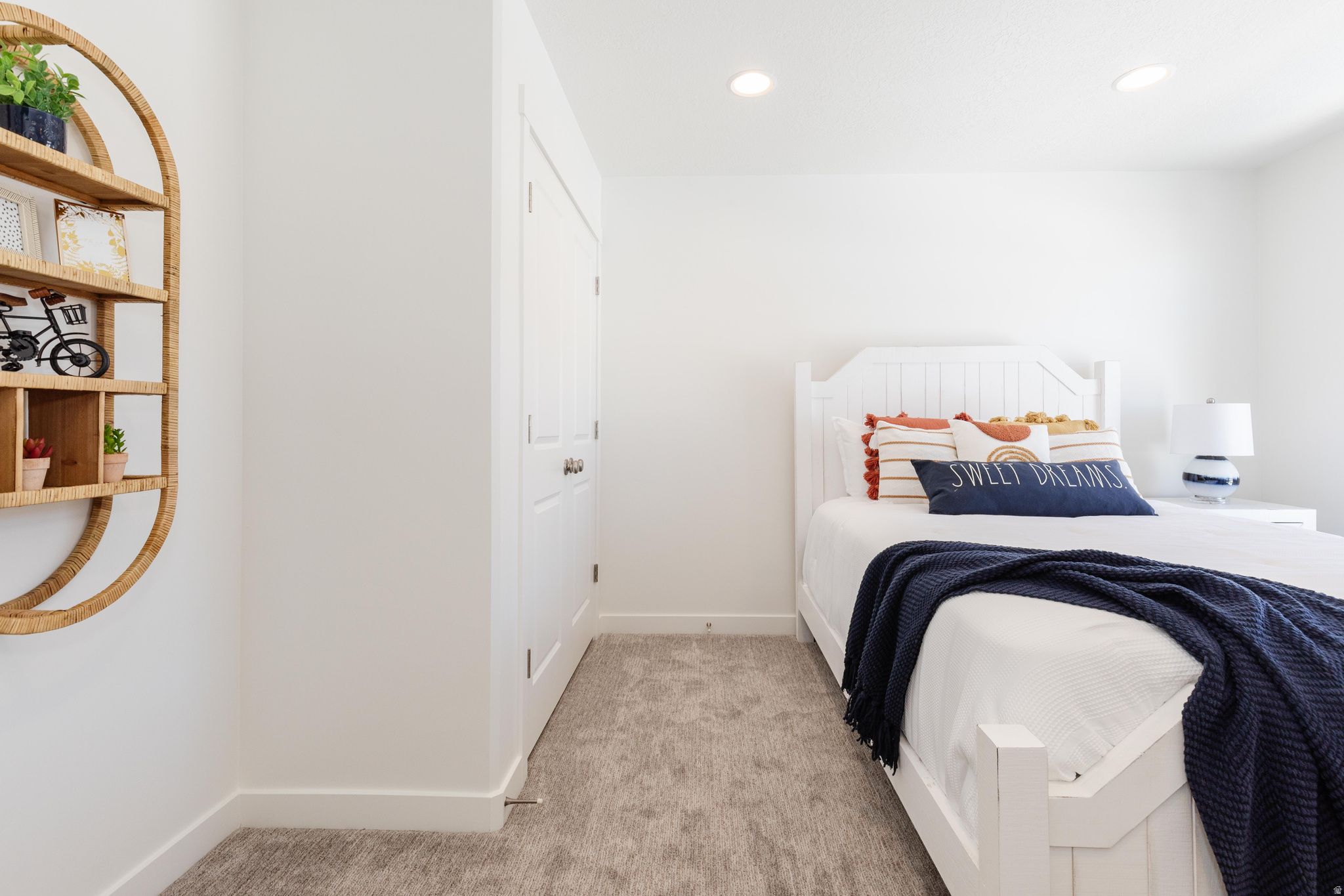 PARADISE PARKWAY - Residential