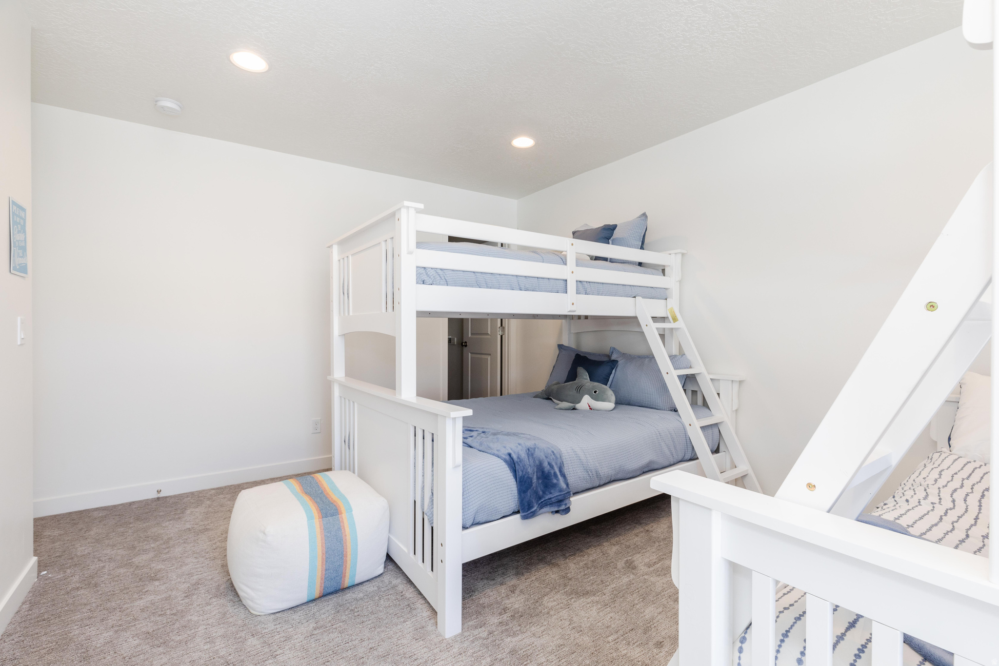 PARADISE PARKWAY - Residential