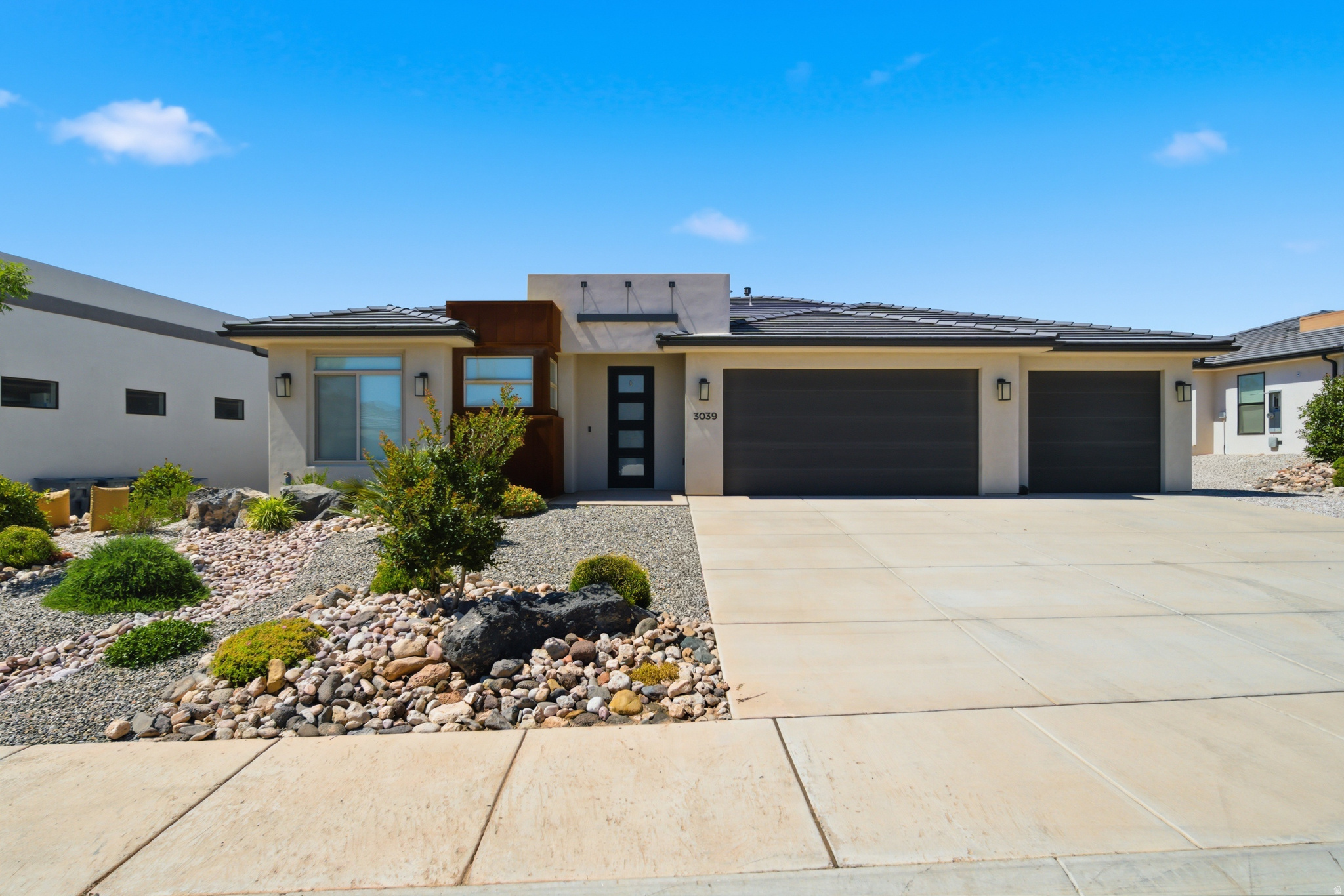 DESERT VISTA AT DESERT CANYONS PH 3 - Residential