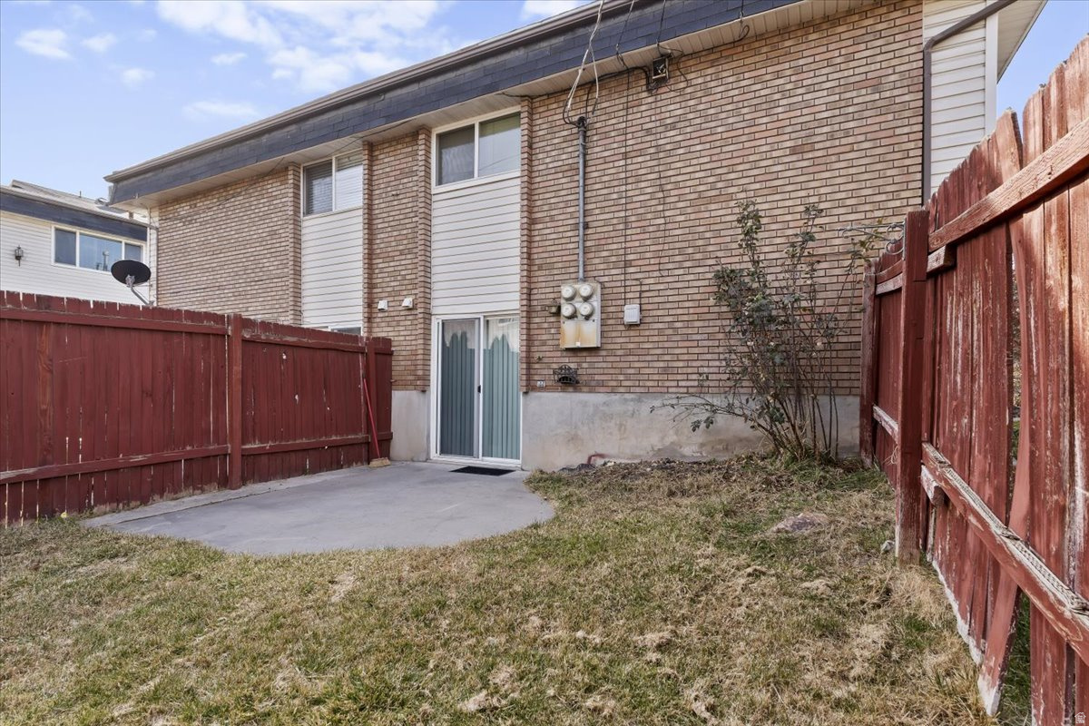 SHADY CREEK CONDO - Residential