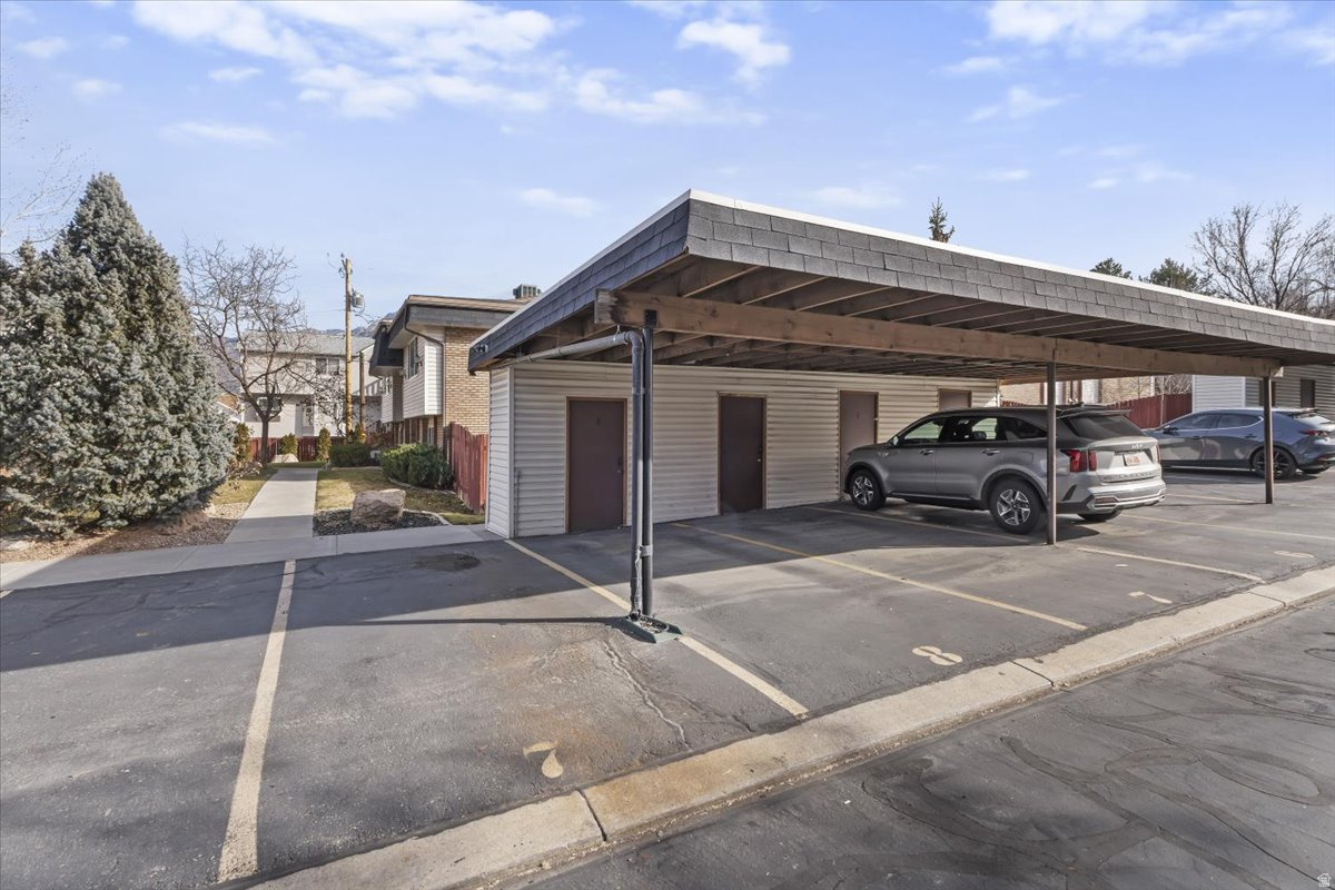 SHADY CREEK CONDO - Residential