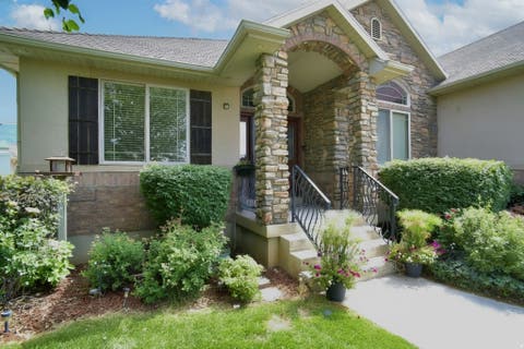Tiny photo for 2320 E VIEW DR, South Weber, UT 84405 (MLS # 2172101)