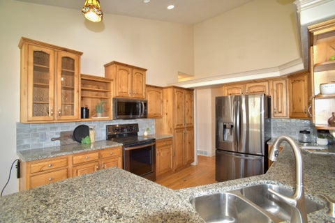 Tiny photo for 2320 E VIEW DR, South Weber, UT 84405 (MLS # 2172101)