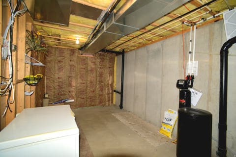Tiny photo for 2320 E VIEW DR, South Weber, UT 84405 (MLS # 2172101)