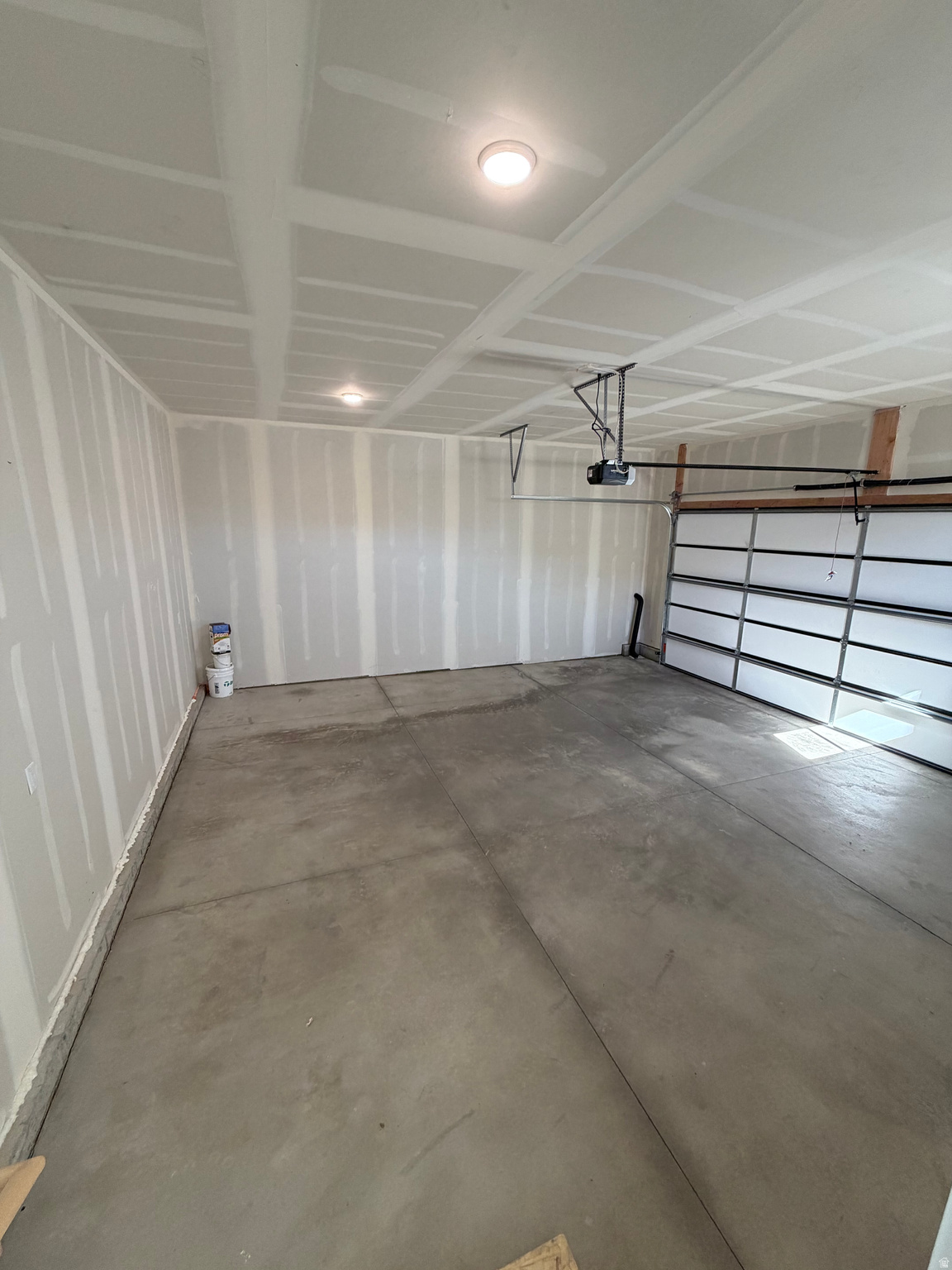 PACIFIC SPRINGS - Residential