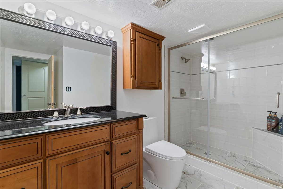 HILLSIDE OAKS SUB - Residential