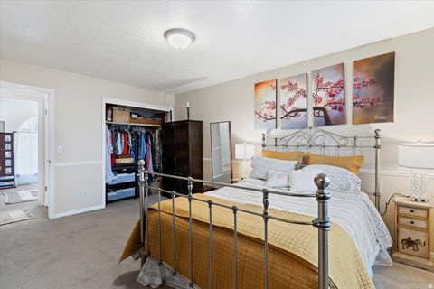 Tiny photo for 41 ACORN DR, North Salt Lake, UT 84054 (MLS # 2139291)