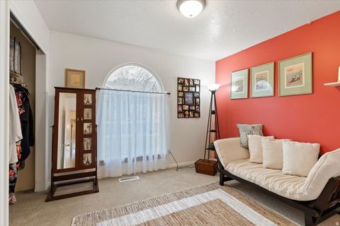 Tiny photo for 41 ACORN DR, North Salt Lake, UT 84054 (MLS # 2139291)