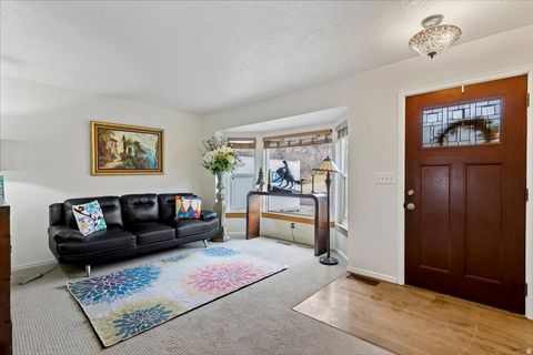 Tiny photo for 41 ACORN DR, North Salt Lake, UT 84054 (MLS # 2139291)