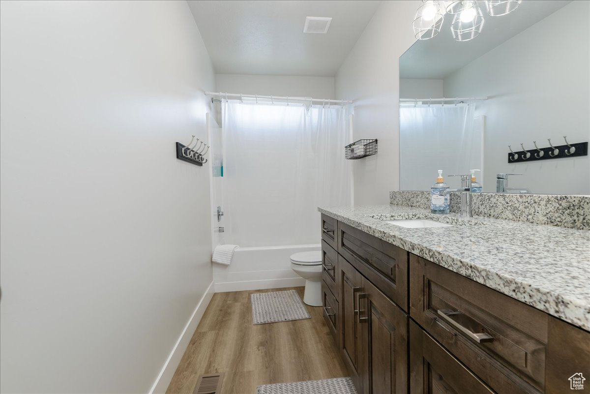 LOCHWOOD - Residential
