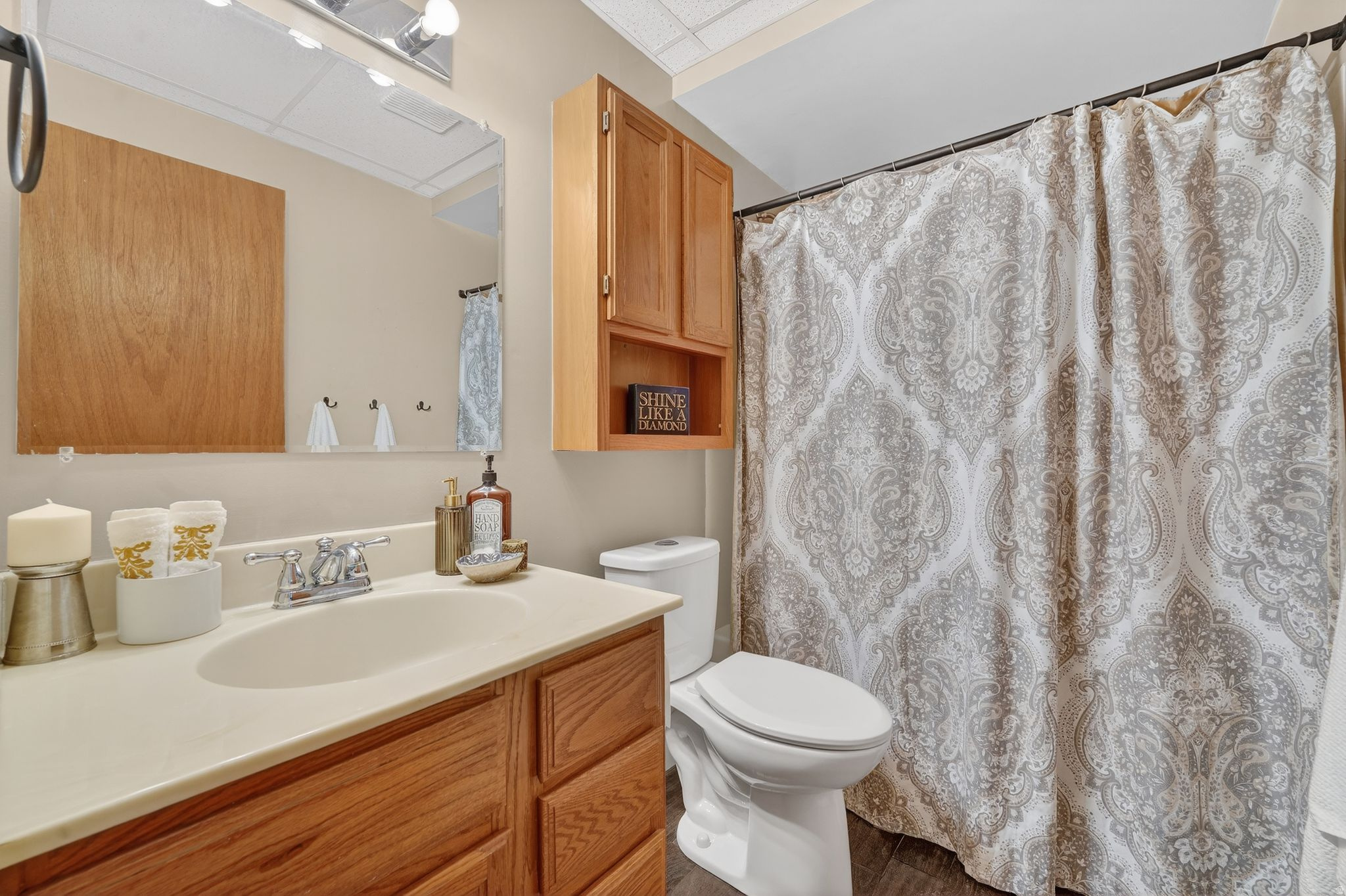 BOUNTIFUL TOWNHOUSE - Residential